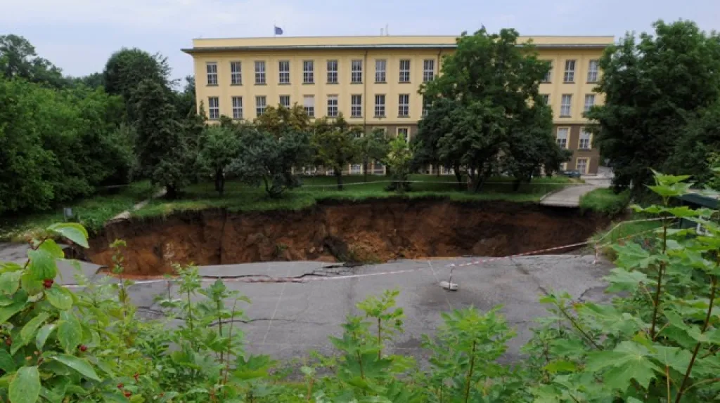 Propadlý tunel Blanka