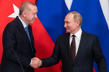 Vojenskou operaci zastavím, pokud Ukrajina splní požadavky Moskvy, řekl Putin Erdoganovi