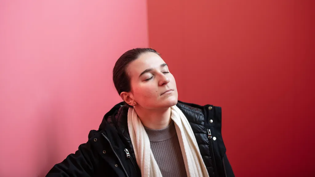 Před ChatGPT se 25letá Rebecca Ceccatelliová dokázala učit celé hodiny. „Teď je pro mě mnohem těžší se soustředit,“ říká