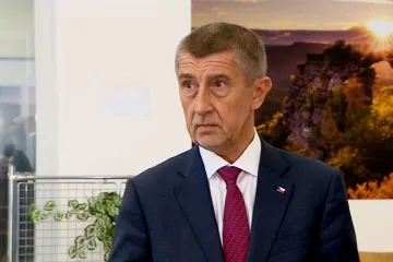 Babiš odletěl do Spojených států. Kromě jednání s Trumpem má na programu návštěvu ústředí CIA