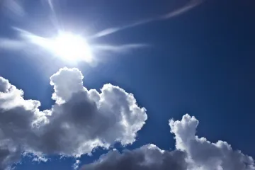 Po bouřlivé polovině týdne přijde klidný a jasný víkend