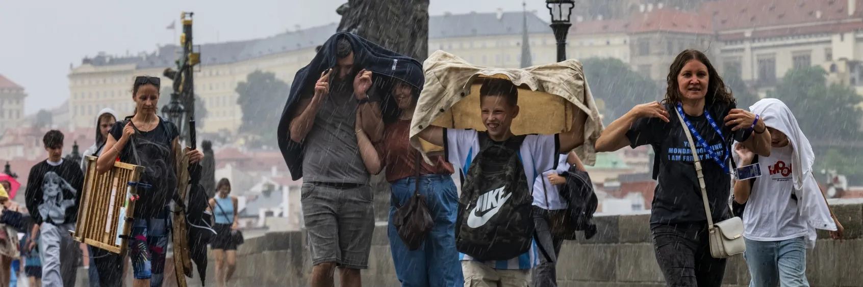 Část Česka zasáhly silné bouřky, hasiči hlásí desítky výjezdů