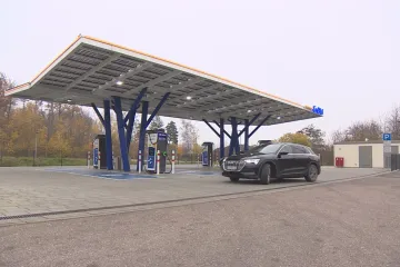 Německo chce do roku 2030 vybudovat milion dobíjecích stanic pro elektroauta