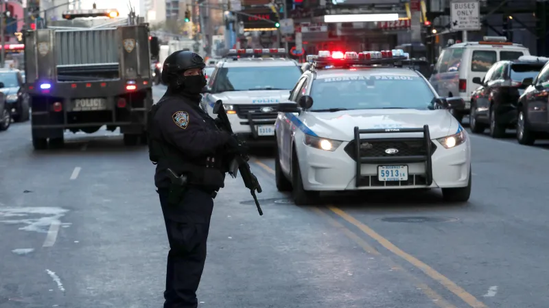 Brífink newyorské policie k nezdařenému atentátu na Manhattanu