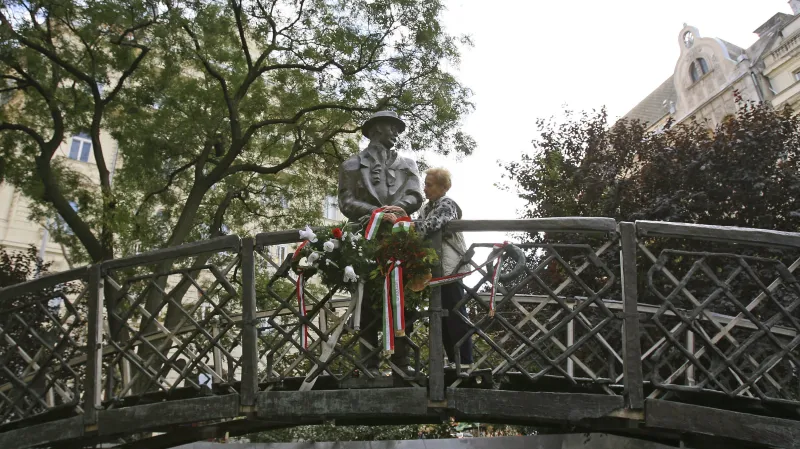 Socha Imreho Nagye v Budapešti