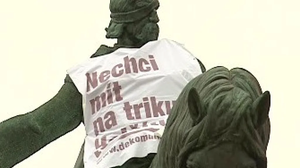 Socha Jana Žižky v tričku