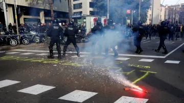 Zásah proti demonstrantům v Barceloně
