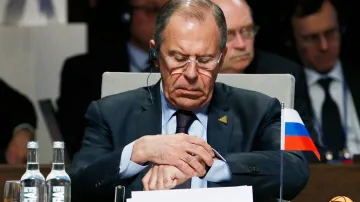 Sergej Lavrov na summitu v Haagu