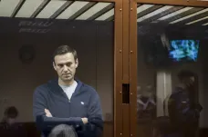 Ruská policie podnikla další razii v Navalného štábu, politik je opět před soudem