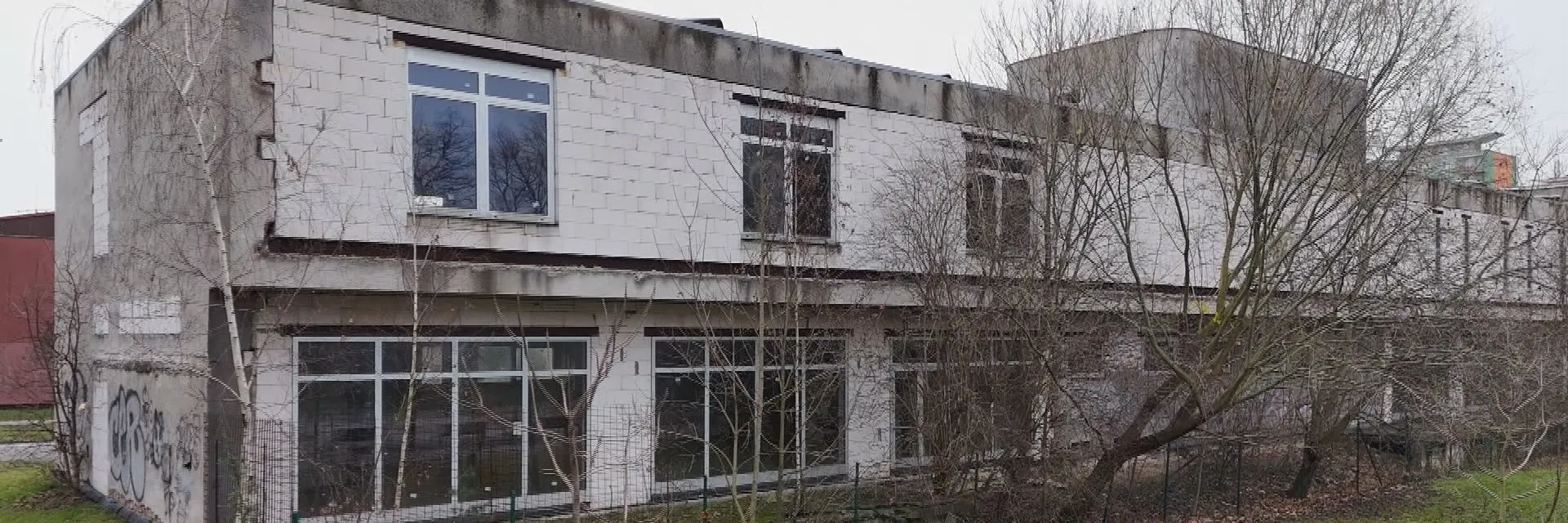 Obce tlačí vyšší daní vlastníky k péči o chátrající nemovitosti