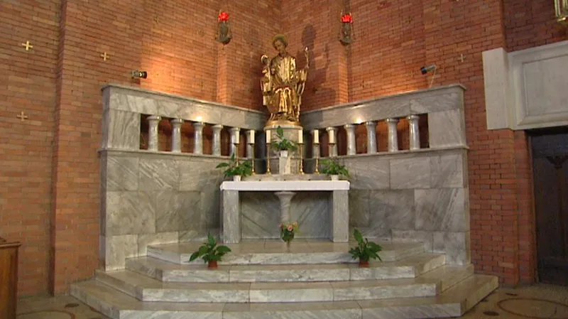 Z interiéru kostela