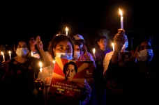 Při protestech v Myanmaru zemřelo dalších osm lidí