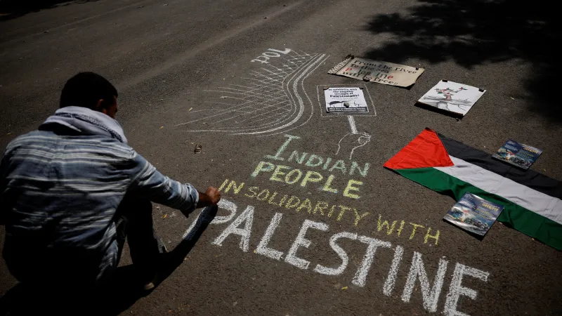 Indové v Novém Dillí projevují solidaritu s Palestinci