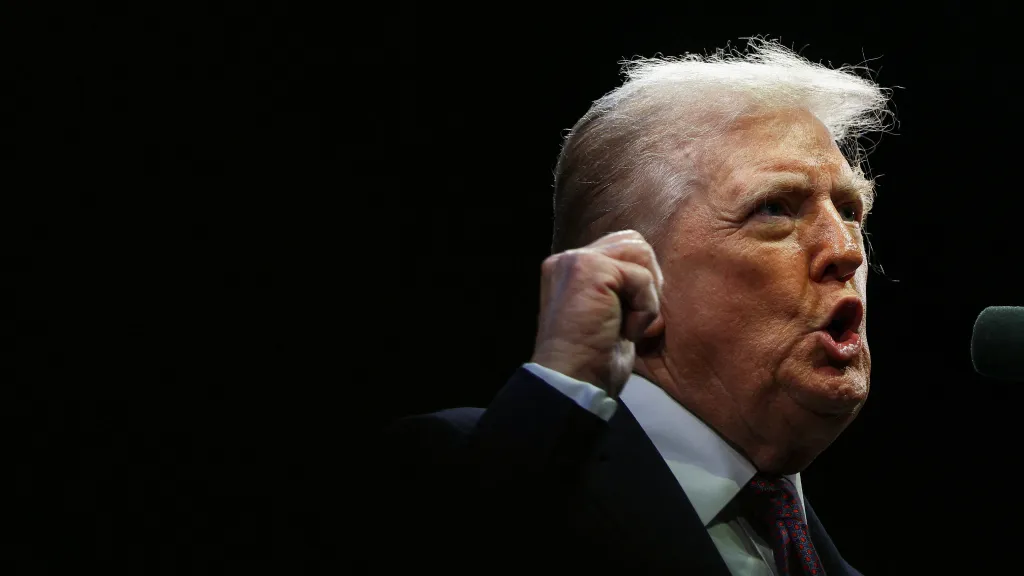 Archivní snímek ze září 2025: Donald Trump pronáší projev před Komisí pro náboženskou svobodu