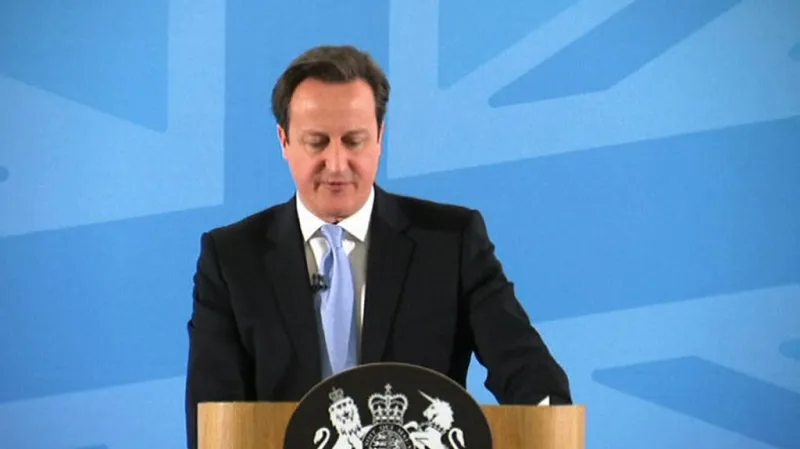 Přitvrdíme vůči přistěhovalcům, slibuje Cameron