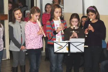 Adventní jarmark v ZŠ Slovákova v Boskovicích