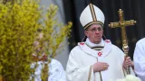 Papež František slouží velikonoční mši