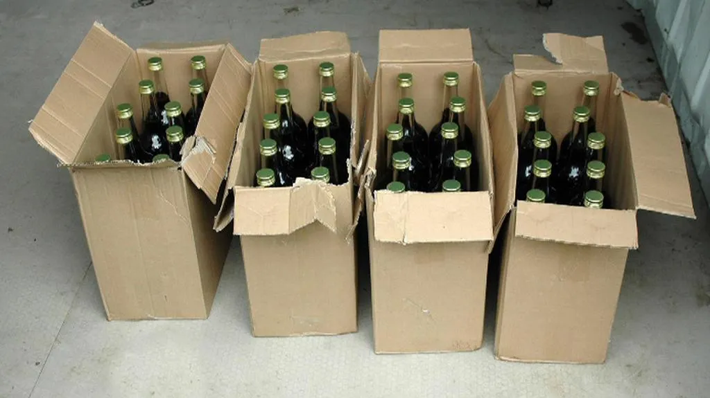 Kontrolní páskou neoznačené lihoviny