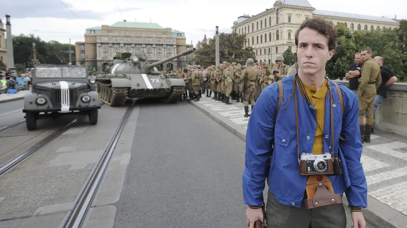 Natáčení scén ze srpna 1968 pro film o Janu Palachovi