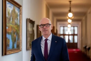 ČT a ČRo mají od příštího roku místo poplatků dostávat peníze ze státního rozpočtu, řekl Klempíř