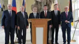 Tisková konference po jednání V4 v Praze