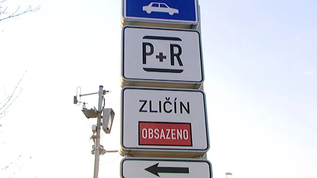 Parkoviště P + R