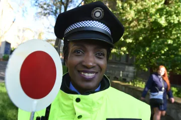 Ženy válcují mužské uchazeče o práci strážníků. Jsou vstřícnější i psychicky zralejší