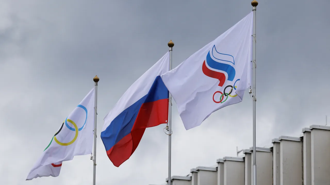 Politici i sportovci kritizují zrušení suspendace Ruského olympijského výboru