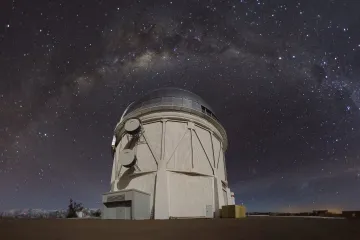Astronomové objevili mohutný asteroid. V budoucnu se může srazit se Zemí