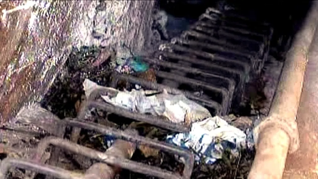 Mexická policie objevila v opuštěné šachtě hromadný hrob