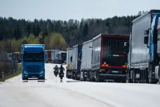 Režim na hranicích se pro řidiče kamionů zjednoduší, opatření má zabránit kolonám