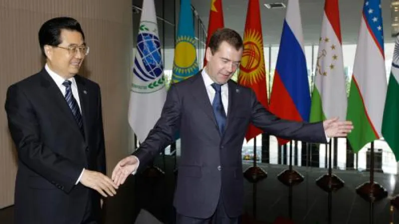 Chu Ťin-tchao a Dmitrij Medveděv