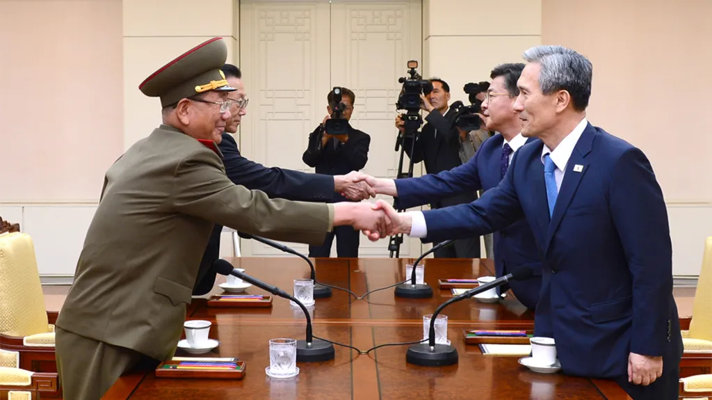 Jednání představitelů obou Korejí v Pchanmundžomu