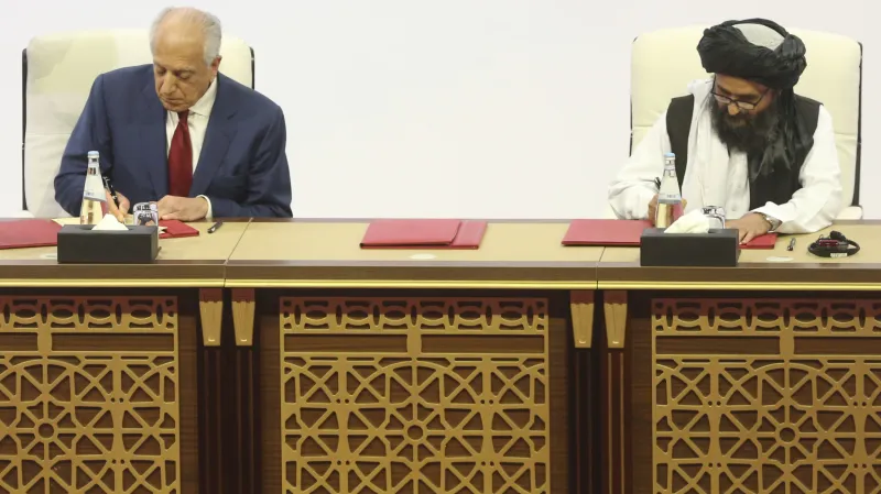 Podpis mírové dohody mezi USA a Talibanem