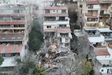 V izraelské Haifě zasáhla íránská střela obytný dům