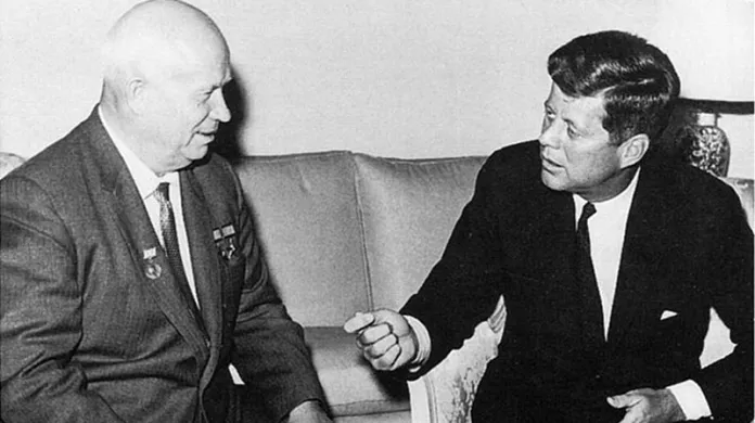 Chruščov a Kennedy v roce 1961