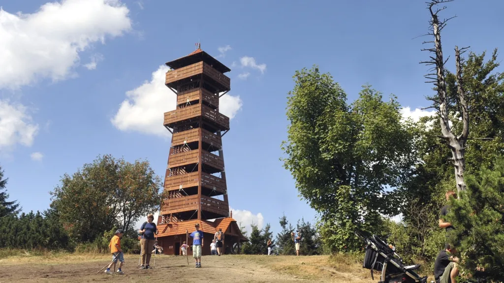 Nová rozhledna na Velkém Javorníku