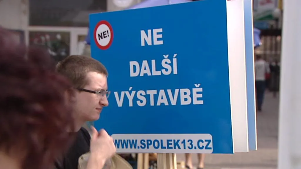 Demonstrace na Praze 13