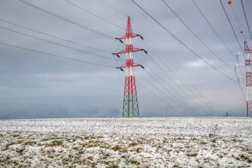 Mráz zatížil tuzemskou přenosovou síť. Vytáhl spotřebu elektřiny na historický rekord