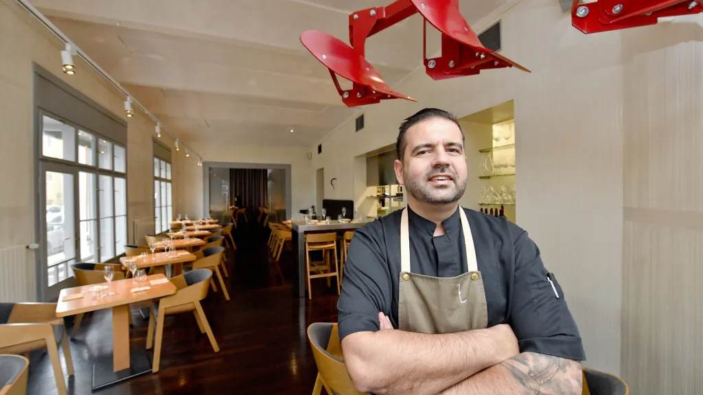 Šéfkuchař restaurace Field Radek Kašpárek