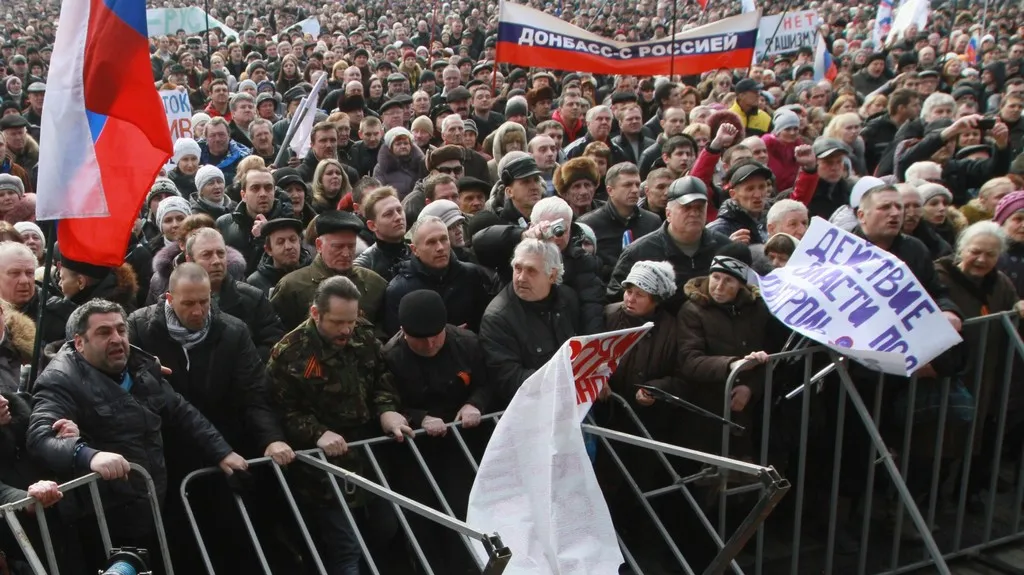 Proruští aktivisté v Doněcku