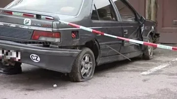 Auto, ve kterém policisté uprchlého Jiřího Peška dopadli