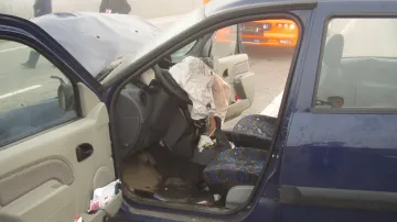 Dacia Logan po čelní srážce