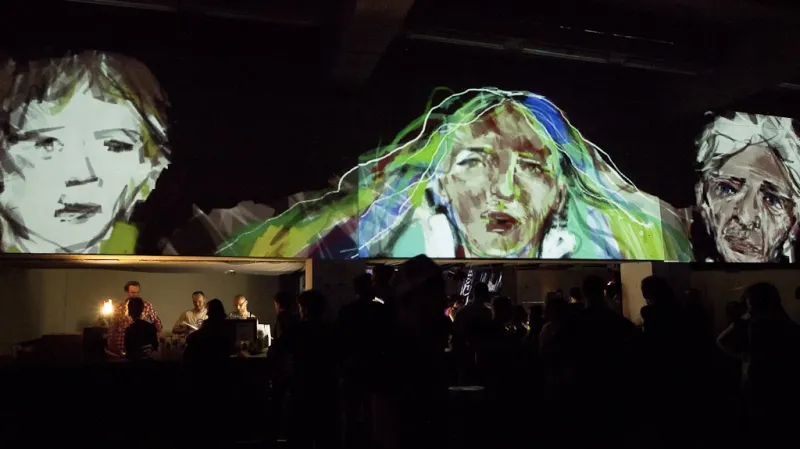 Projekce nad hlavním barem