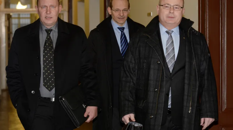 Zpravodajci stíhaní v kauze zneužití vojenské rozvědky