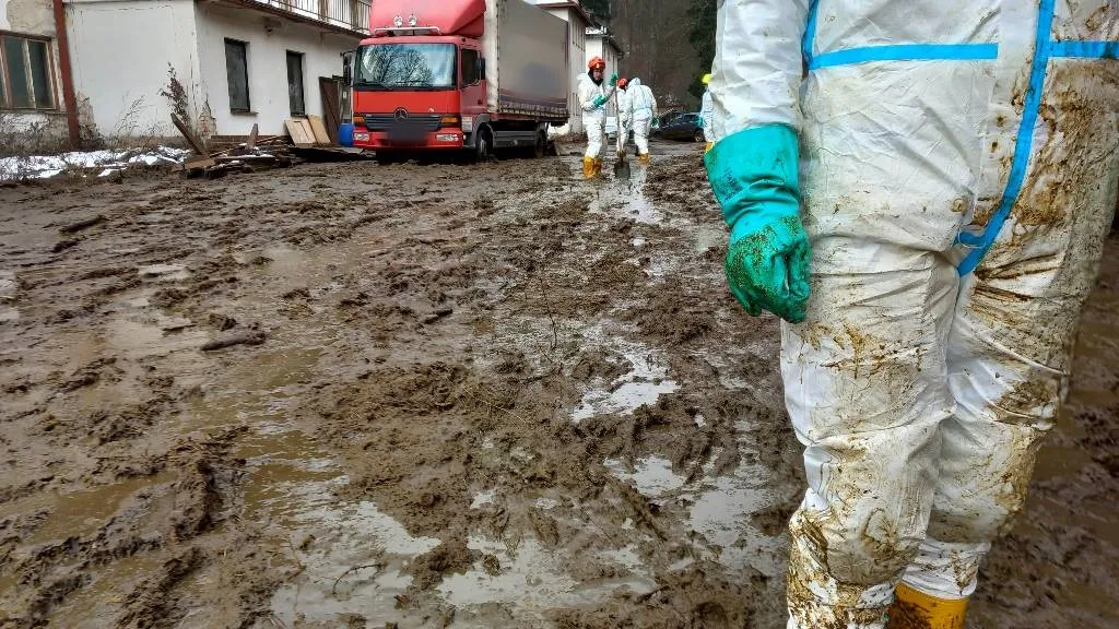 Masivní únik kejdy na Znojemsku