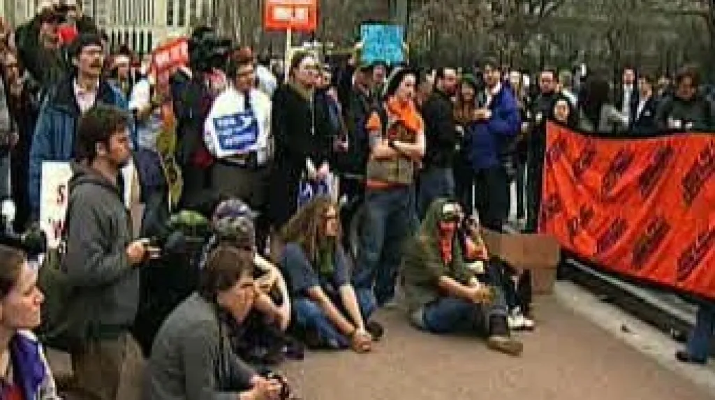 Protesty proti invazi v Iráku