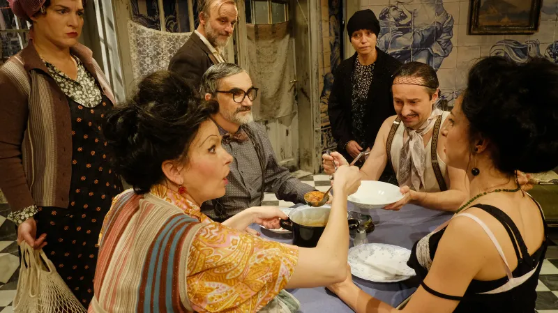 Každý má svou pravdu (Dejvické divadlo)