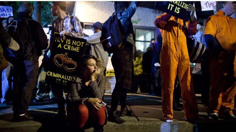 Demonstranti před univerzitou v Hempsteadu