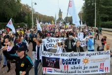 V Itálii, Francii a Nizozemsku protestovaly tisíce lidí. Nelíbí se jim vyžadování covidových pasů